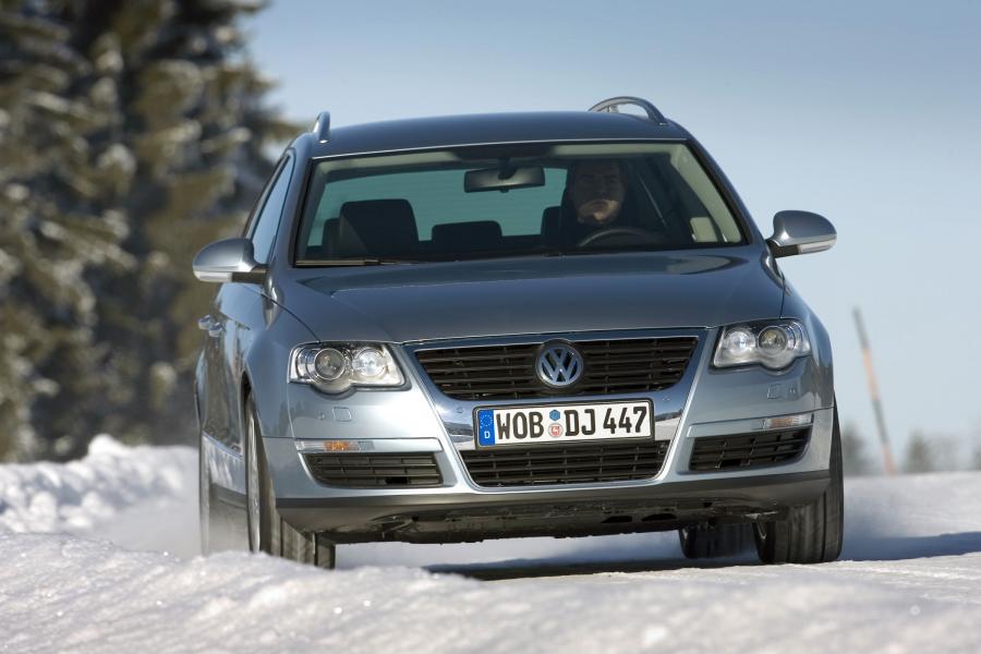  Volkswagen Passat Variant 2005 года  (фото 26 из 121)